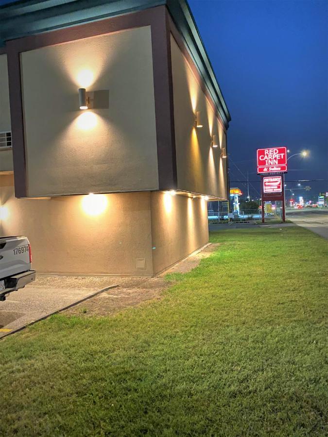 Red Carpet Inn & Suites Calgary Zewnętrze zdjęcie